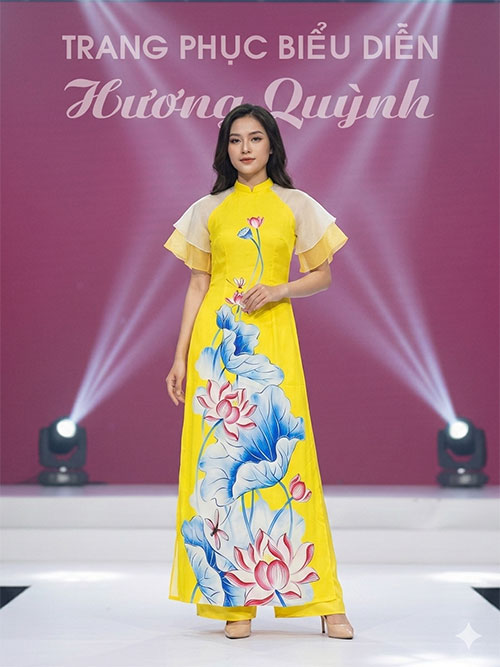 Áo dài sen vàng tay tiên